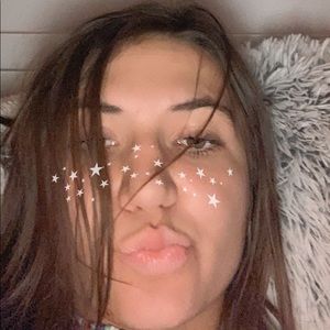 Meet your Posher, Ally